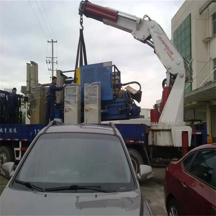 王下乡吊车救援小汽车怎么吊